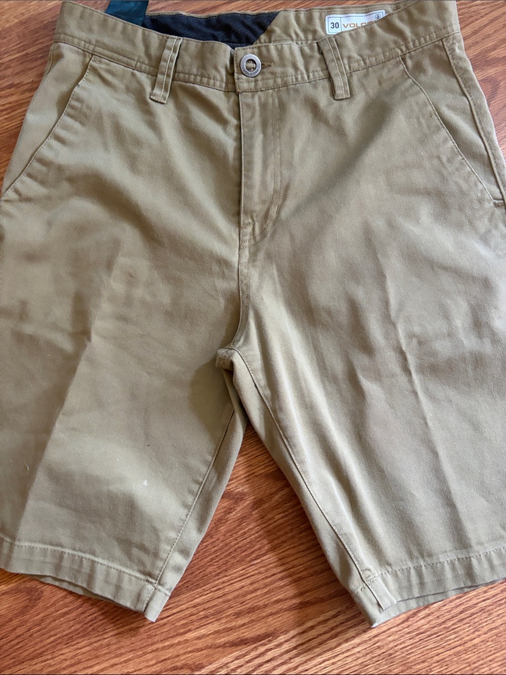 Volcom Men's Olive Flat Front Chino Shorts - Picture 1 of 6